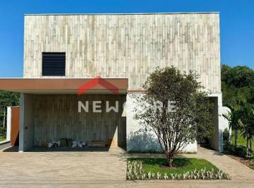 Casa · 277m² · 3 Quartos · 4 Vagas · Casa de condomínio em  Rua Orlando Fré - Vila Ipoméia - Tietê/SP