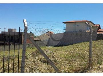 Área de Serviço · Terreno à venda em Parque Das Flores - SP
