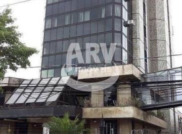 Comercial · 120 Vagas · Prédio - B. Floresta - Porto Alegre / RS