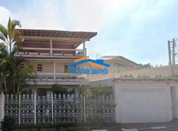 Casa · 380m² · 4 Quartos · 3 Vagas · Casa com 4 quartos sendo 3 Suítes e 3 Vagas de Garagem.