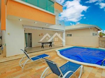 Foto 01 ·
Sobrado com piscina em condomínio em Peruíbe