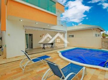 Casa · 309m² · 4 Quartos · 4 Vagas · Sobrado com piscina em condomínio em Peruíbe
