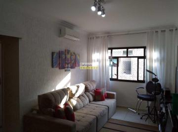 Apartamento · 97m² · 2 Quartos · 1 Vaga · Apartamento reformado 2 dorms, Pq São Vicente, SV