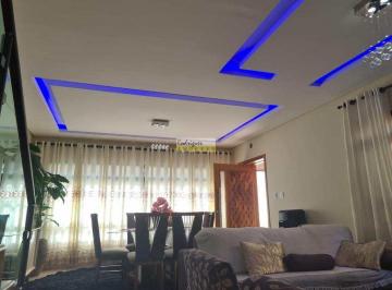 Casa · 201m² · 2 Quartos · 2 Vagas · Sobrado com 2 dorms,  Cascatinha, SV - R$ 800 mil