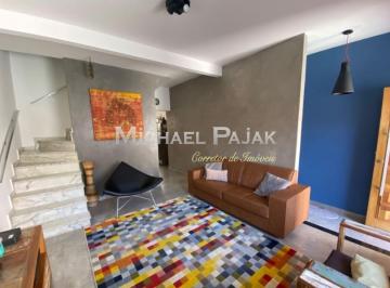 Casa · 118m² · 3 Quartos · 2 Vagas · Sobrado com 3 quartos