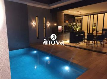 Casa · 221m² · 3 Quartos · 4 Vagas · Casa a venda, Condomínio Damha II
