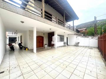16cd95930affee68223bbeae0361ead5d4b23bd2 · Casa 4 Quartos à venda São Francisco - Niterói/RJ