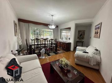 Casa · 266m² · 3 Quartos · 4 Vagas · Sobrado à venda em Chácara Inglesa, SBC - 3 quartos, 2 suítes, 4 vagas R$980.000,00