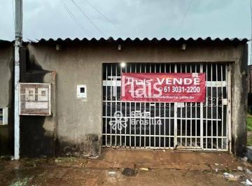 6b0e09bfb8a3bb3d491d1a2961b4e803cdbd4722 · Qno 11 Casa com 5 quartos 2 banheiros Ceilândia