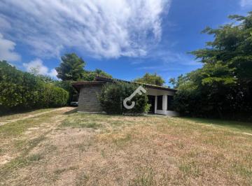 Foto-0 · LAURO DE FREITAS, Av. Stos Dumont. Casa térrea em condomínio fechado ALTO PADRÃO, 2 suítes. Área tot