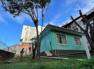 Casa · 212m² · 4 Quartos · 2 Vagas · Casa em Carvoeira, Florianópolis/SC, ideal para edificar Kitnets, Escritura Pública