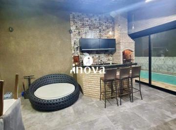 Casa · 136m² · 3 Quartos · 4 Vagas · Casa à venda, Bairro Jardim Nenê Gomes