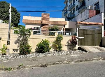 Casa · 145m² · 4 Quartos · 3 Vagas · CASA A VENDA EM MEAIPE COM 4 QUARTOS A 150 MTS DA PRAIA