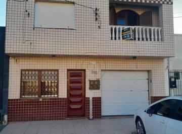 2426_i1k9411G26464uxf5_242666fe8c6c647d0.jpg · Imoveis - na Cidade Nova