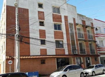 5982_iNiaUq9xqp7r12_59825a54b9859c4d5.jpg · Imoveis - no Centro