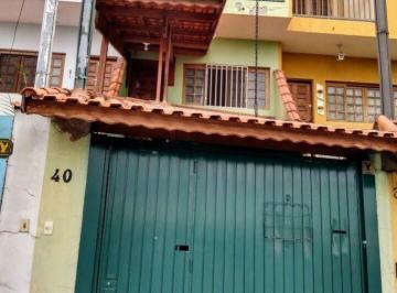 Casa · 100m² · 3 Quartos · 2 Vagas · Lindo Sobrado no Jardim do papai  com 03 dormitórios sendo 01 suíte, sala,cozinha  banheiro, área de