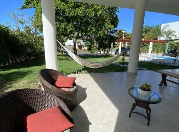 Casa · 240m² · 5 Quartos · 4 Vagas · Casa à venda - em Nova Abrantes (Abrantes)