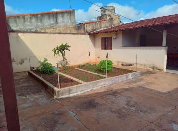 Casa · 300m² · 3 Quartos · 4 Vagas · Casa com 3 quartos à venda, bairro Jardim Patrícia - Uberlândia/MG
