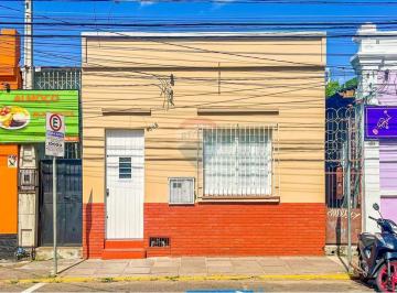 Casa · 134m² · 3 Quartos · Casa 03 dormitórios no centro de São Leopoldo