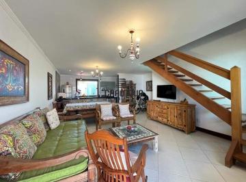 Casa Duplex  3suítes à venda em Guarapari em Nova Guarapari · Casa em Condomínio à venda, 3 quartos, 3 suítes, 1 vaga, Nova Guarapari - Guarapari/ES