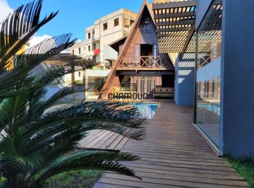 Casa com 4 quartos à venda em Guarapari na Enseada Azul · Casa com 4 quartos à venda, em Guarapari, Enseada Azul.