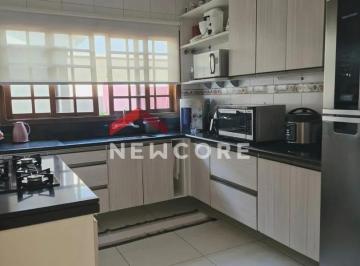Casa · 258m² · 5 Quartos · 3 Vagas · Casa em  Rua Adaísio Giron - Jardim Regina - Indaiatuba/SP