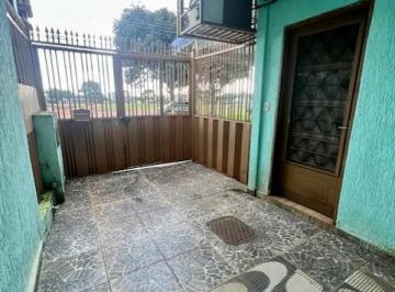 Casa de 4 quartos, Riacho Fundo · QN 7E RESIDENCIAL/COMERCIAL SENDO 1 LOJA E 2 APARTAMENTOS DE 2 QUARTOS