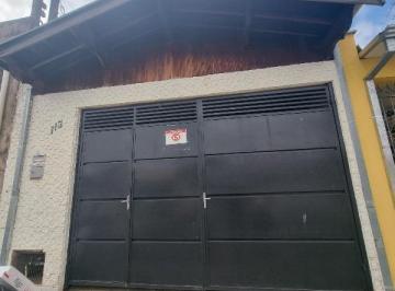 Casa · 2 Quartos · 1 Vaga · Casa á venda com 2 quartos,1 banheiro, sala com acabamento em gesso, banheiro.