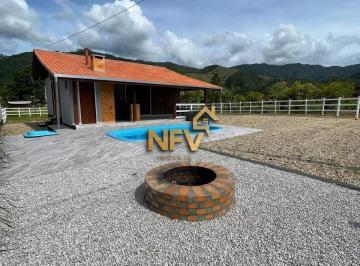 Rural · 900m² · 2 Quartos · LINDA CHÁCARA COM PISCINA E PRAÇA DE FOGO