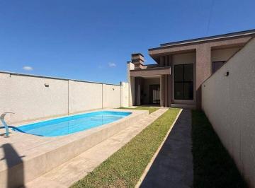 Casa · 89m² · 3 Quartos · 3 Vagas · Casa de alto padrão com piscina localizada na Barra do Saí em Itapoá/SC