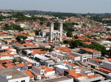 Comercial · 50m² · 10 Quartos · Prédio à venda em Vinhedo.