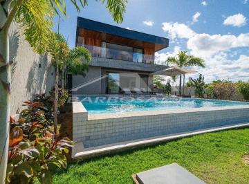 Casa · 410m² · 3 Quartos · 4 Vagas · Casa de luxo em condomínio beira lago em Caldas Novas