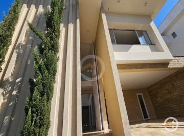 Casa · 305m² · 4 Quartos · 6 Vagas · Sobrado 4 Quartos á venda, 305m2 Condomínio do Lago
