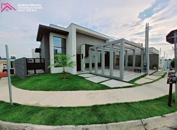 Foto 01 · Casa de alto padrão em condomínio, 3 quartos, 1 suíte, 2 salas, 3 banheiros, 2 vagas, 115,54m², em I