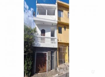 Casa · 126m² · 3 Quartos · 2 Vagas · Assobradado com 3 dormitórios em Osasco