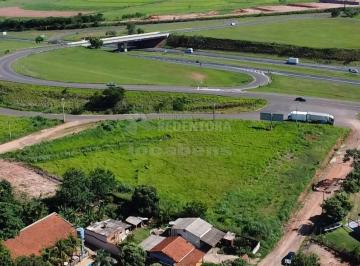 Terreno · 4763m² · TERRENO COMERCIAL HÁ 15 MINUTOS DE S. J. RIO PRETO C/ ÁREA DE 4.763m²