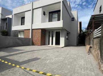 666024_ifP35w82d9_6660246775b1327411c.jpg · Casa geminada com 3 dormitíos- Carianos- Florianópolis- SC