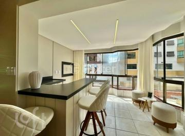 c5b39413 · Apartamento, 3 dormitórios, 121 m², em Centro