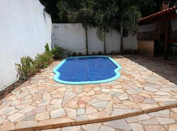 Casa · 180m² · 3 Quartos · 6 Vagas · Casa com 3 quartos à venda, bairro Dona Zulmira - Uberlândia/MG