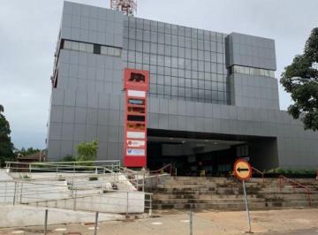 8c98f87c1a0a36eb94f1930137b83c4672ff1e24 · Ed. Medical Center na Asa Sul