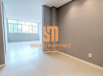 Apartamento · 70m² · 2 Quartos · 1 Vaga · Luxuosamente Reformado
