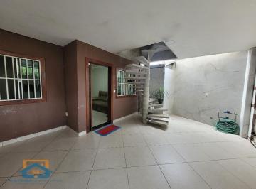 Casa · 180m² · 3 Quartos · 2 Vagas · Casa no bairro Jardim Vitoria - Santana do Paraiso