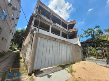 Casa · 380m² · 6 Quartos · 2 Vagas · Casa no Bom Retiro - Ipatinga.