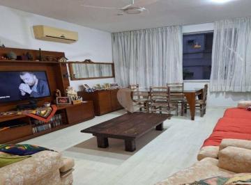 e7cae61aaf046443a968a23f1b42e20f215fe2ee · Apartamento com 2 quartos, 1 suíte, dependência completa à venda, 87 m² por R$ 870.000 - Cosme Velho