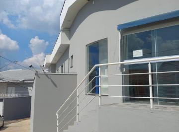 Foto 01 · Sala Comercial de 32m² com Banheiro e Vaga de Garagem