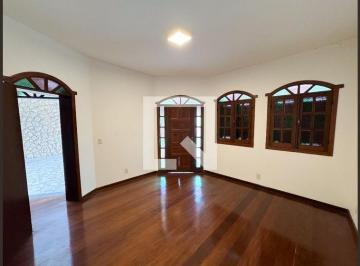 Casa · 200m² · 4 Quartos · 4 Vagas · Casa à Venda - Santa Maria, 4 Quartos,  200 m² - Contagem