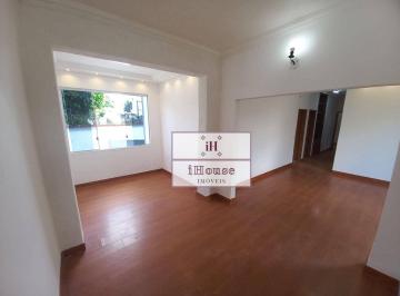 35de275b48f0f5cc86ccde6076d803ed44856e35 · Casa Reformada 3 quartos suíte Bairro Jaragua