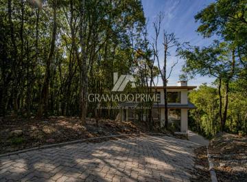 Casa · 309m² · 4 Vagas · CASA NO CONDOMÍNIO VILA NOVA DE GAIA