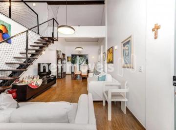 967ad13f-367b-4dfe-9c1f-a88e46421f26.webp · 6 Quartos | 5 Suítes | Área de Lazer | Três Residências Interligadas | Varanda | Lavanderia
