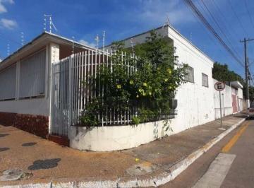 2c7937fa6bab60ef70dab806b8a9c7fb2f4f735d · Casa com 3 dormitórios, 350 m² - venda por R$ 700.000,00 ou aluguel por R$ 6.000,00/mês - Centro - I